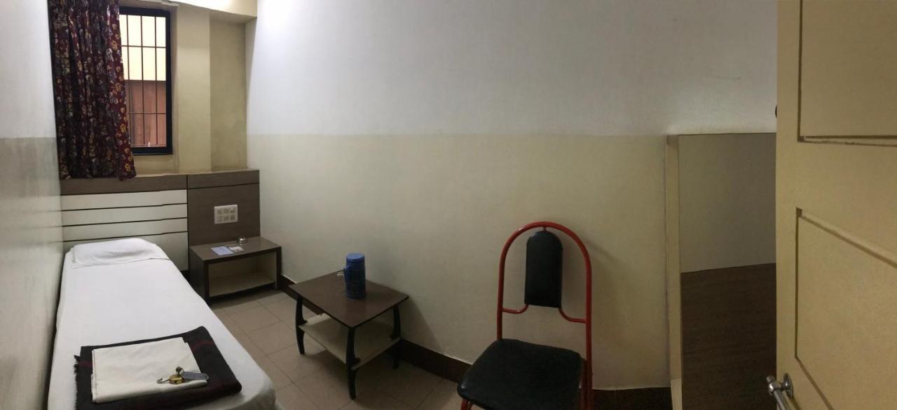 Hotel Satkar Cafeteria Belgaum Exterior photo